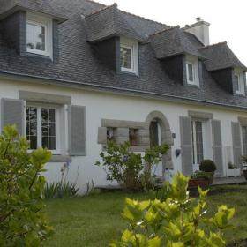 LES VOLET BATTANTS SOLABAIE SUR MESURE AVEC LARO AMÉNAGEMENT D'INTÉRIEUR