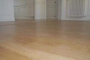 RENOVATION PARQUET MASSIF CAEN PONCAGE ET VITRIFICATION