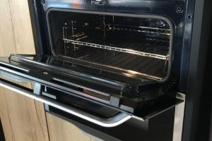 NOUVELLE CUISINE DANS NOTRE SHOWROOM CHEZ LARO AMÉNAGEMENT D'INTÉRIEUR