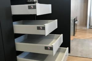 NOUVELLE CUISINE DANS NOTRE SHOWROOM CHEZ LARO AMÉNAGEMENT D'INTÉRIEUR