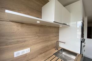 AMÉNAGEMENT DE CUISINE SUR MESURES AVEC LARO AMÉNAGEMENT D'INTÉRIEUR