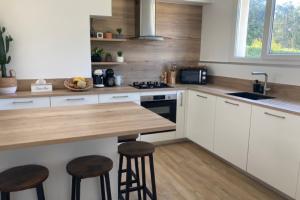Nouvelle réalisation par LARO, entreprise de rénovation d’intérieur et cuisiniste à Caen