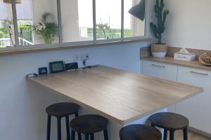 Nouvelle réalisation par LARO, entreprise de rénovation d’intérieur et cuisiniste à Caen
