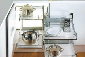 ÉLÉMENTS BAS D'ANGLE DANS VOTRE CUISINE AVEC LARO AMÉNAGEMENT D’INTÉRIEUR