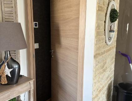 Pose de porte d’intérieur dans une maison neuve sur Bretteville L’Orgueilleuse