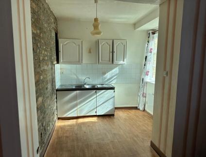 Rénovation d'un ancien appartement pour la location par Laro Aménagement d'intérieur