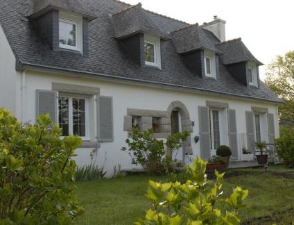 LES VOLET BATTANTS SOLABAIE SUR MESURE AVEC LARO AMÉNAGEMENT D'INTÉRIEUR