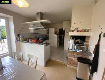 Nouvelle réalisation par LARO, entreprise de rénovation d’intérieur et cuisiniste à Caen