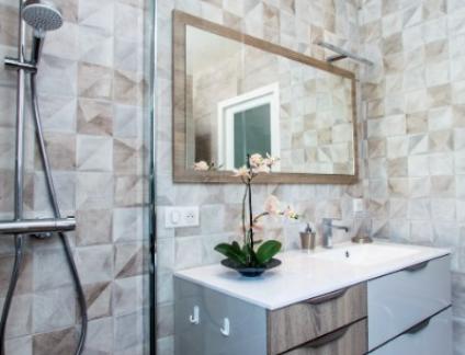 MEUBLE DE SALLE DE BAIN FUTURA MÉLAMINÉ CACHEMIRE CHÊNE BARDOLINO GRIS