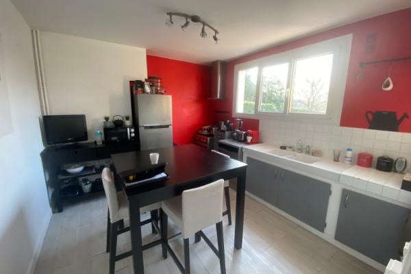 Nouvelle réalisation par LARO, entreprise de rénovation d’intérieur et cuisiniste à Caen