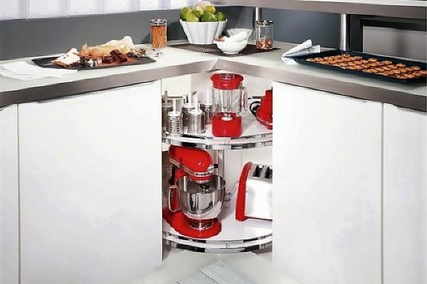 ÉLÉMENTS BAS D'ANGLE DANS VOTRE CUISINE AVEC LARO AMÉNAGEMENT D’INTÉRIEUR