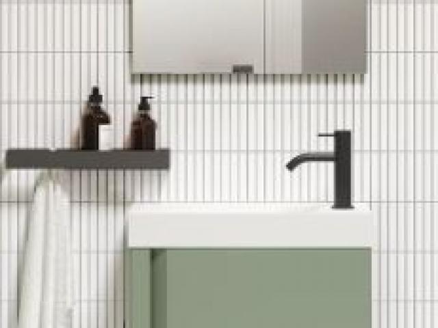 Aménagement petit espace dans la salle de bain par Laro Aménagement d'intérieur