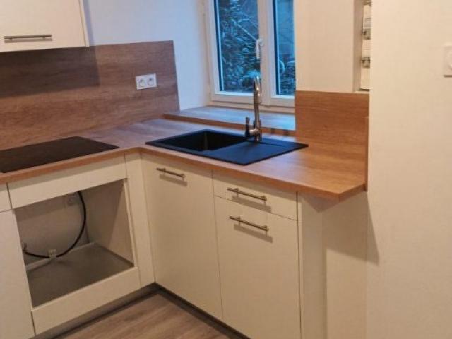 Rénovation d'un ancien appartement pour la location par Laro Aménagement d'intérieur