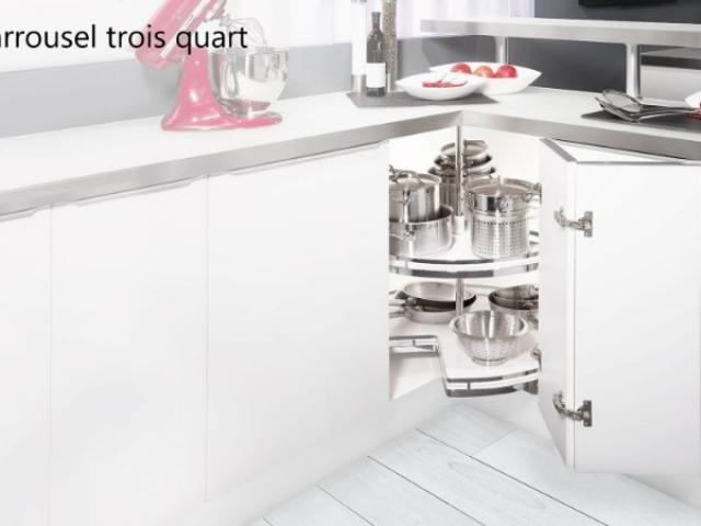 ÉLÉMENTS BAS D'ANGLE DANS VOTRE CUISINE AVEC LARO AMÉNAGEMENT D’INTÉRIEUR