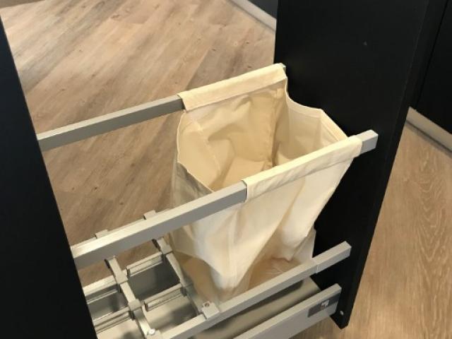 NOUVELLE CUISINE DANS NOTRE SHOWROOM CHEZ LARO AMÉNAGEMENT D'INTÉRIEUR