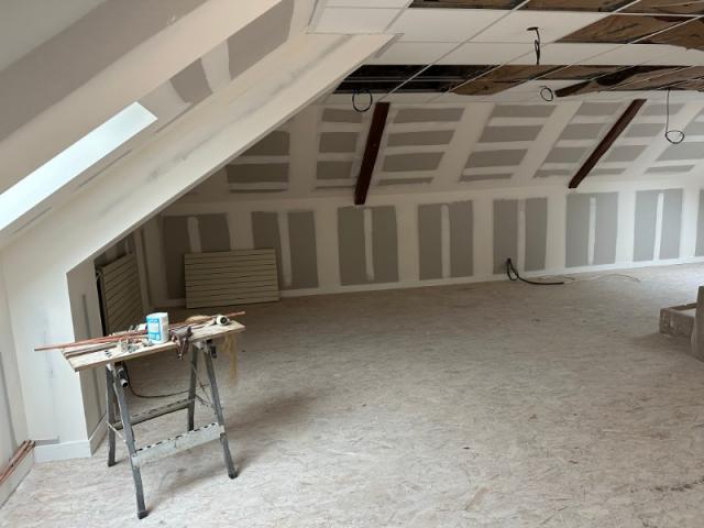 Rénovation d'un batiment par Laro Aménagement d'intérieur