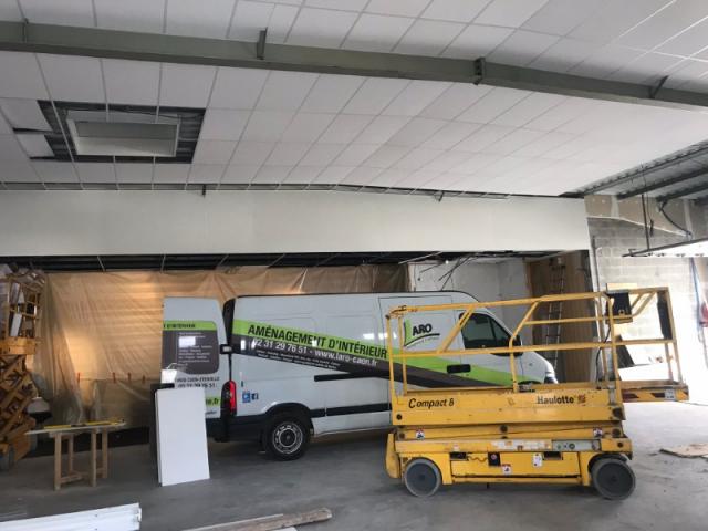 REALISATION DE PLAFOND POUR COMMERCE A OUISTREHAM PAR LARO 