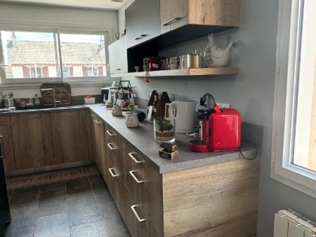 Nouvelle réalisation par LARO, entreprise de rénovation d’intérieur et cuisiniste à Caen