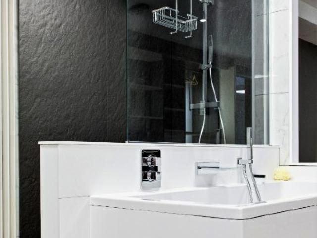 MEUBLE DE SALLE DE BAIN FUTURA ACRYLIQUE ANTHRACITE MÉTALLISÉ MÉLAMINÉ CHÊNE BARDOLINO GRIS