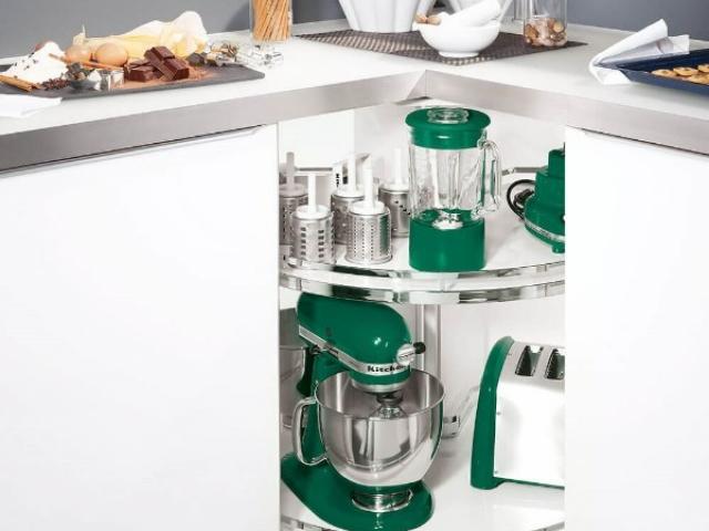 ÉLÉMENTS BAS D'ANGLE DANS VOTRE CUISINE AVEC LARO AMÉNAGEMENT D’INTÉRIEUR