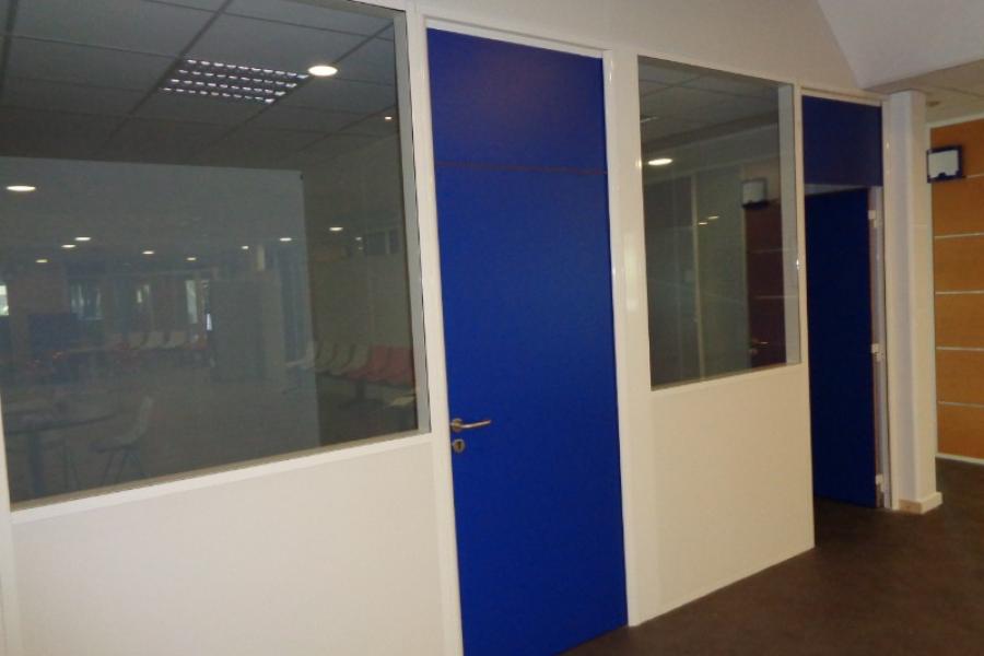 CLOISONS MODULAIRES ALUMINIUM PAR LARO AMENAGEMENT D'INTERIEUR