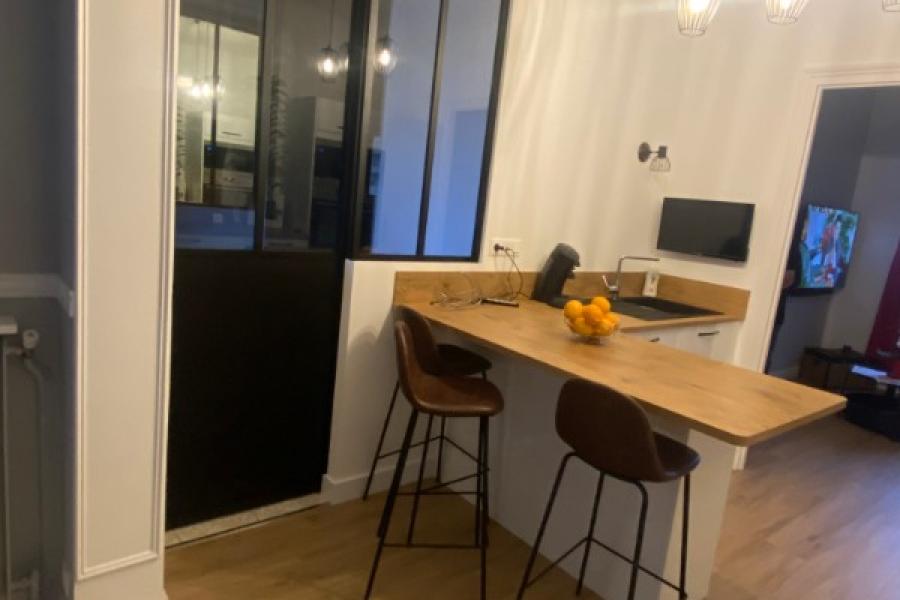 Rénovation et aménagement d’intérieur d’une maison sur Courseulles sur Mer avec la réalisation par Laro