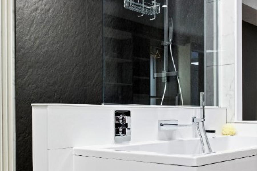 MEUBLE DE SALLE DE BAIN FUTURA ACRYLIQUE ANTHRACITE MÉTALLISÉ MÉLAMINÉ CHÊNE BARDOLINO GRIS
